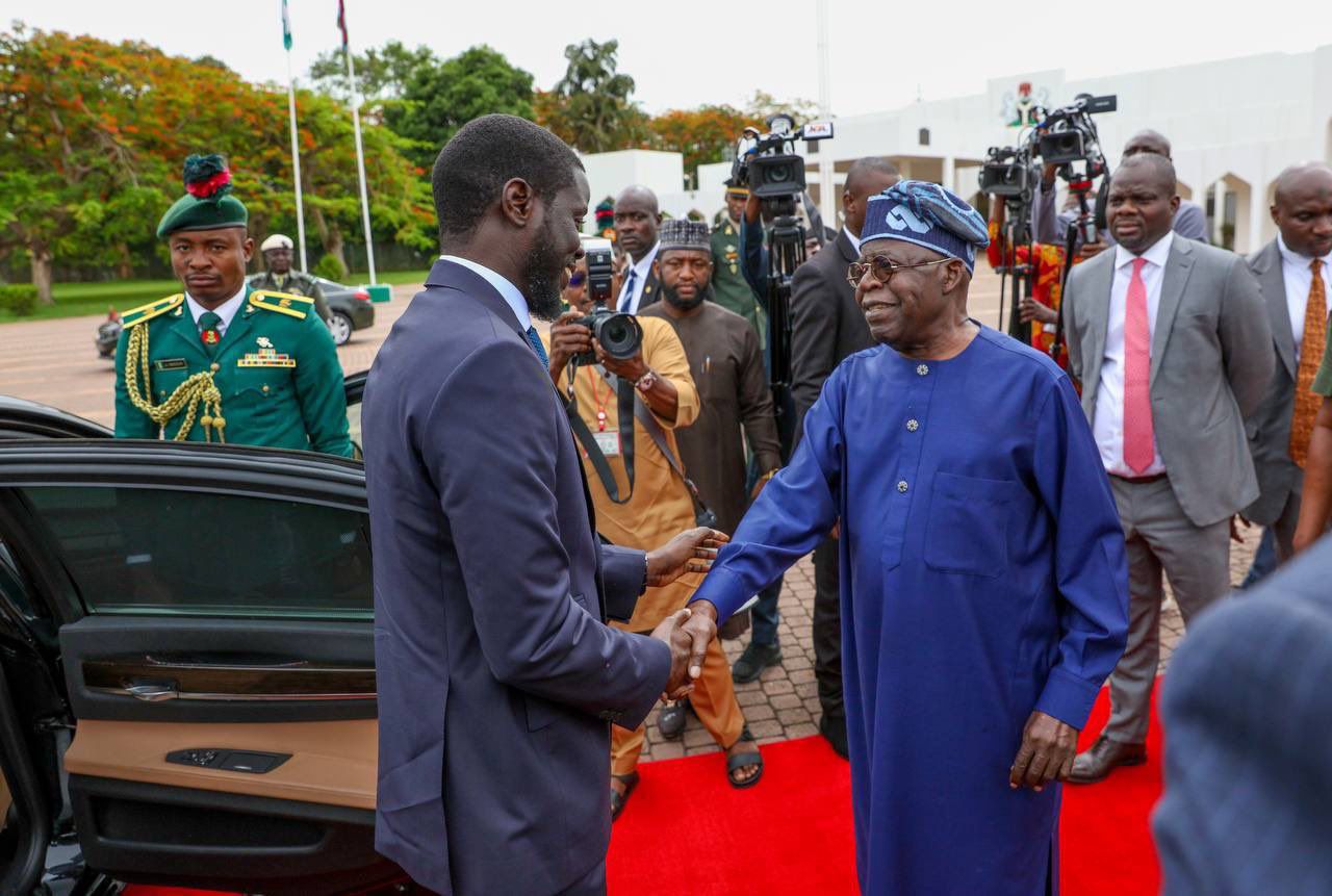 Rencontre entre le Sénégal et le Nigeria pour renforcer la démocratie et la coopération régionale